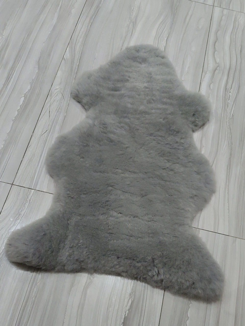 Plush Grey Australian Sheepskin Rug - Soft Floor Mat